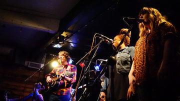 on stage · photo: tom v bush